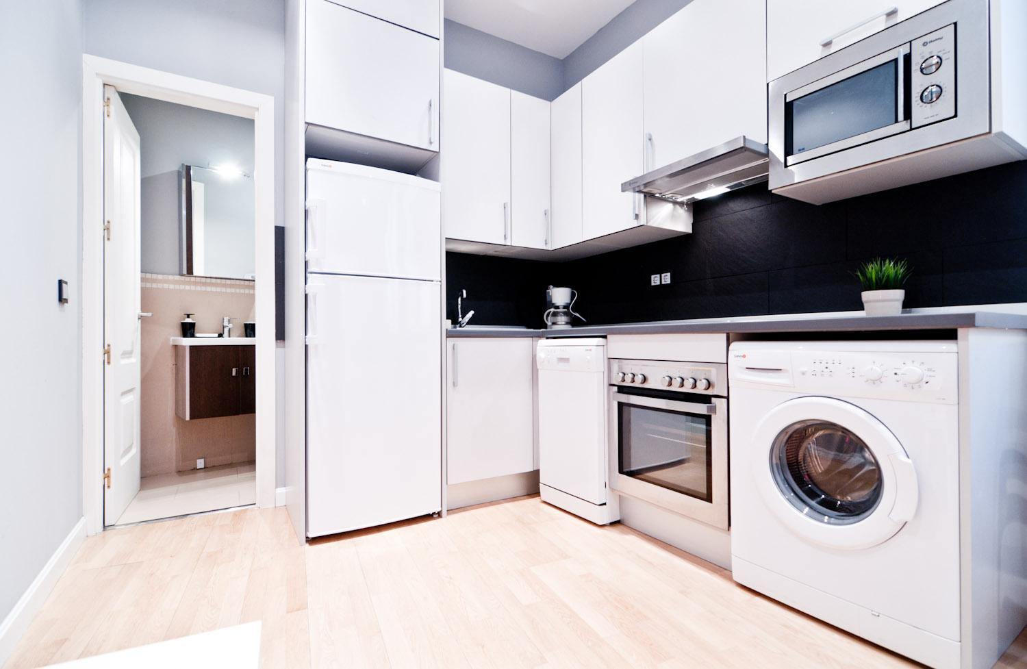 Cozy Apartment In Central Madri Exterior foto